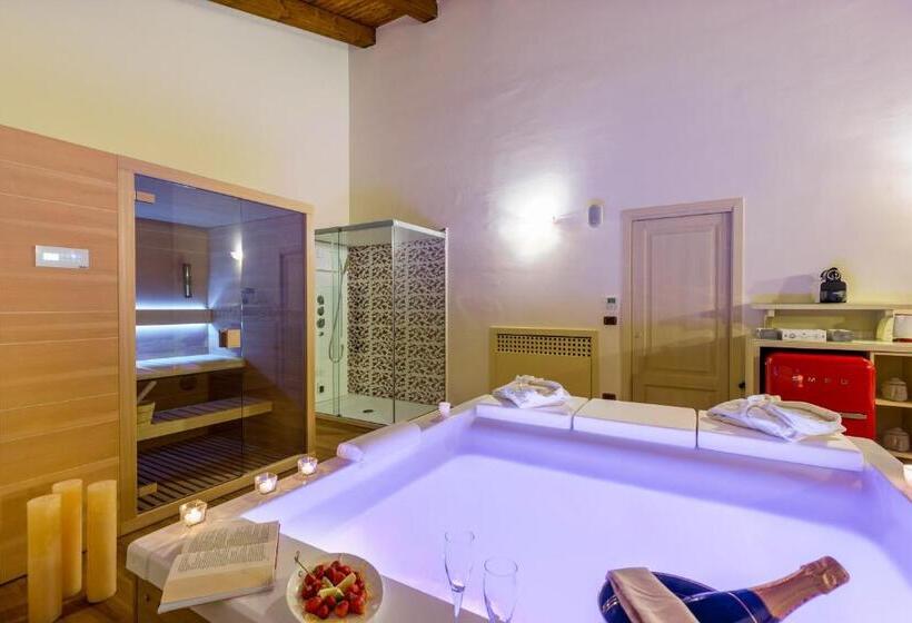 스위트 킹사이즈 침대, Sa Cheya Relais & Spa