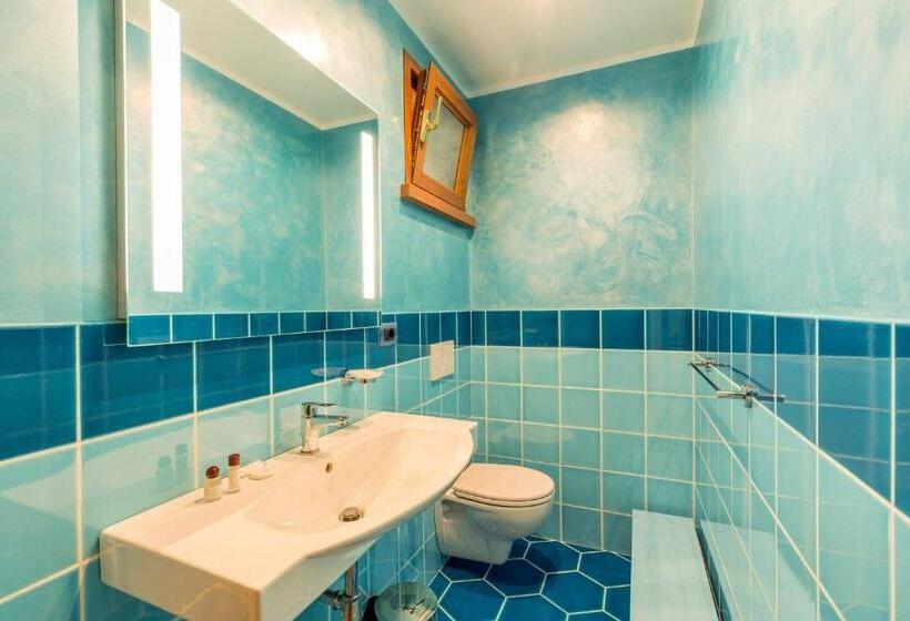 스위트 킹사이즈 침대, Sa Cheya Relais & Spa