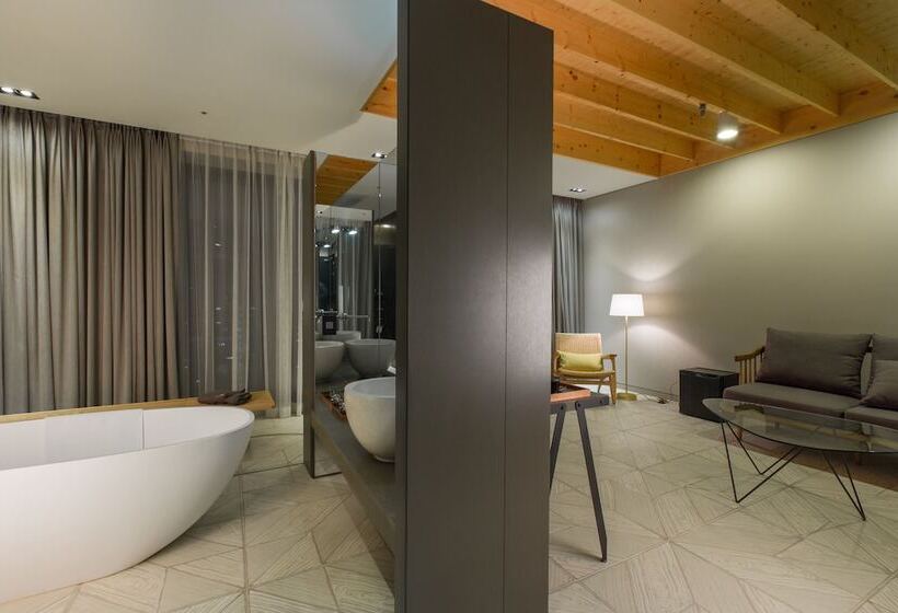 ロイヤルスイート, Sr Hotel Magok