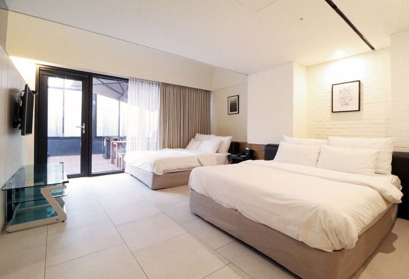 テラス付スイート, Sr Hotel Magok