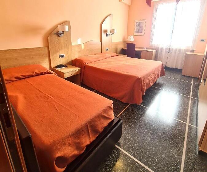 غرفة قياسية رباعية, Zurigo