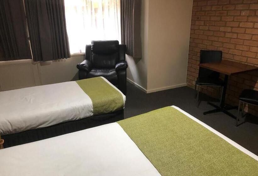 スタンダードルーム, National Hotel Complex Bendigo