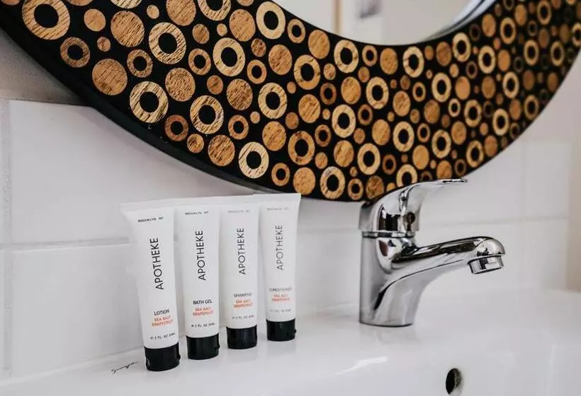 スイート, Albert Hotel Daylesford
