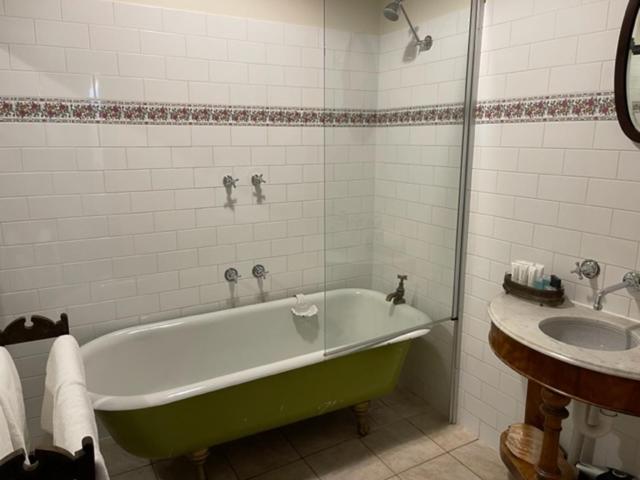 Номер Стандарт, Albert Hotel Daylesford