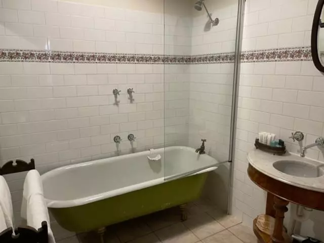 スタンダードルーム, Albert Hotel Daylesford