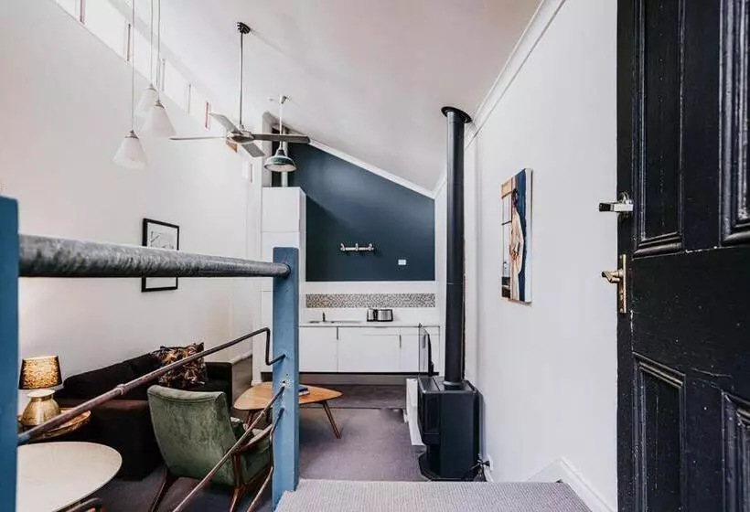 スイート, Albert Hotel Daylesford