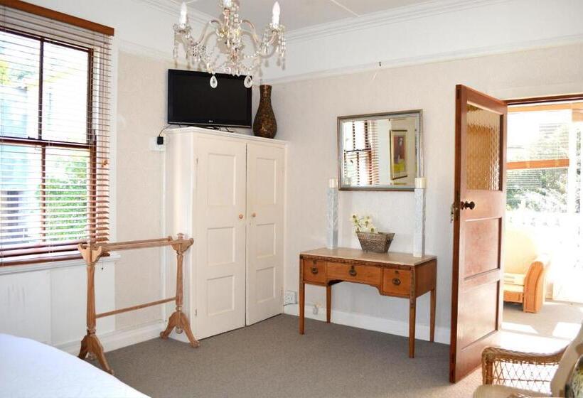 Family Suite, Bella Ev Guest House