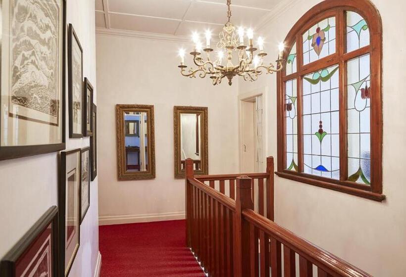 Люкс Кровать Кинг, Bella Ev Guest House