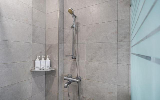 マウンテンビューデラックスルーム, Whitehouse