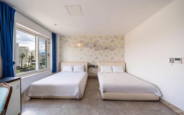 マウンテンビューデラックスルーム, Whitehouse