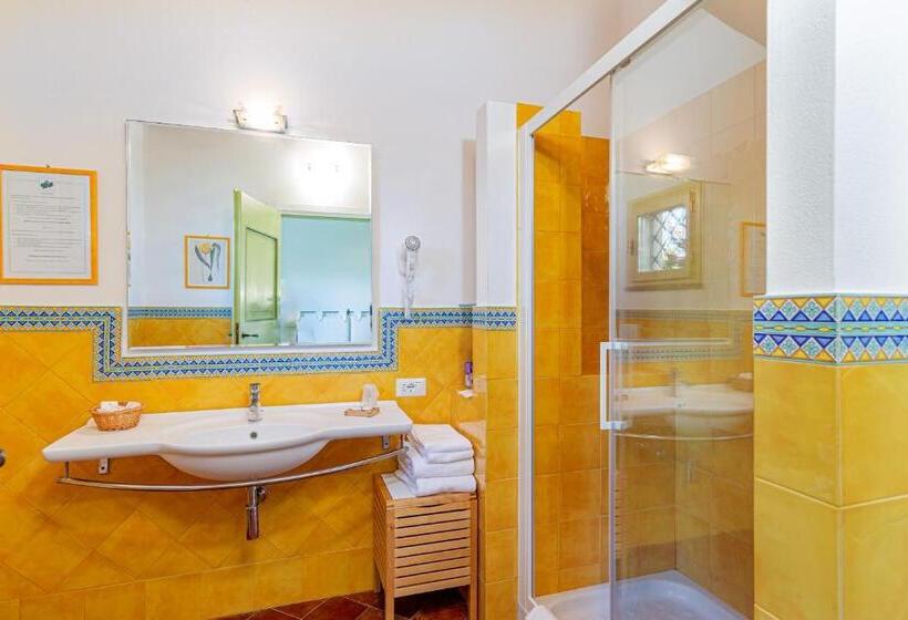 Классический Номер, Wine Resort Leda D Ittiri