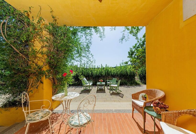 Люкс, Wine Resort Leda D Ittiri
