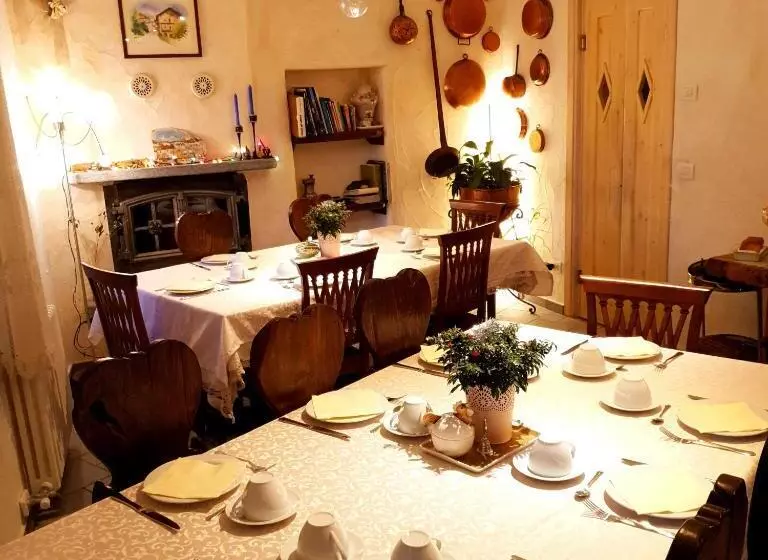 استودیوی استاندارد, Maison Dunoyer Chambres Et Tables D Hotes