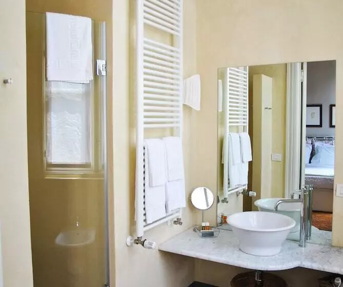 ガーデンビュースタンダードルーム, Villa Cavadini Relais