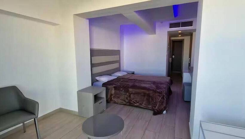 스탠다드 룸 바다 전망, Captain Pier