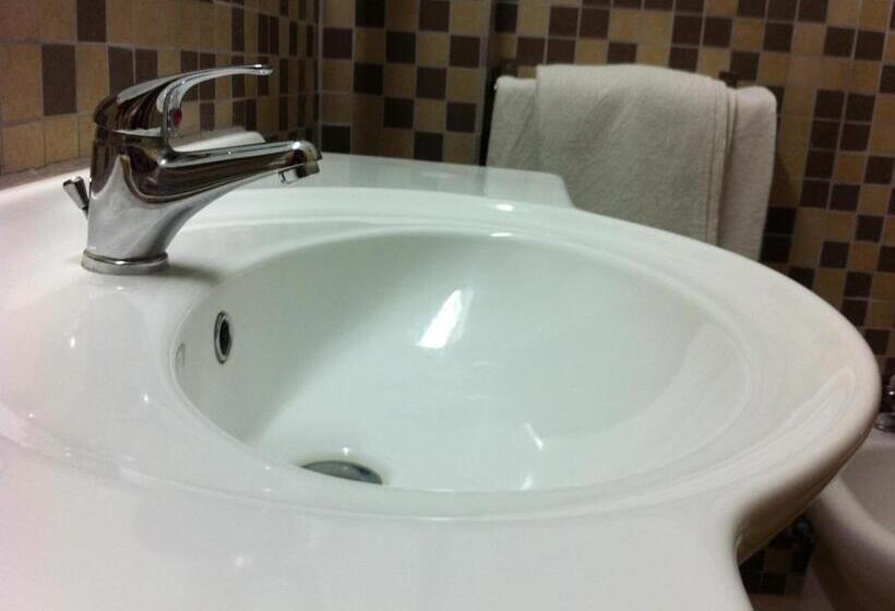 Triple Room Sea View, 106