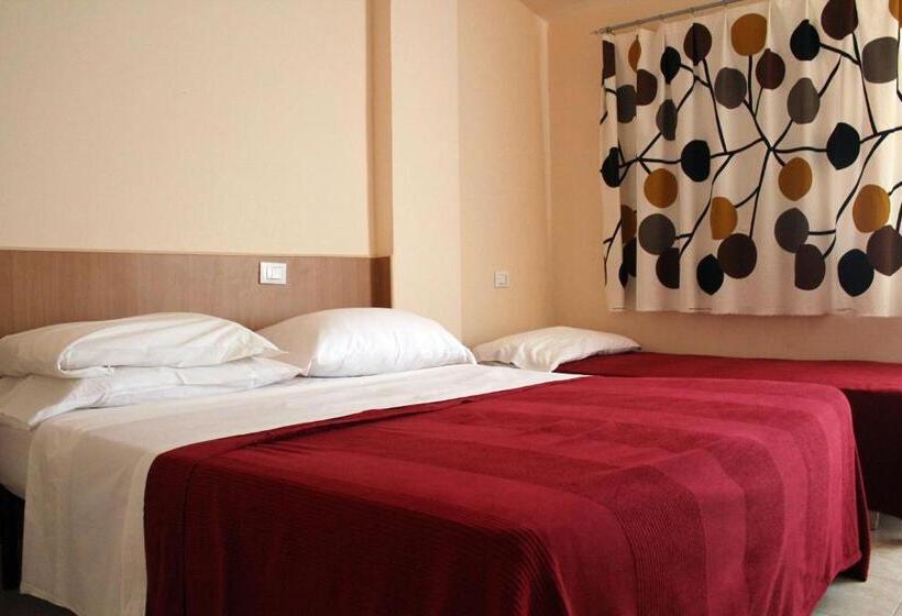 Triple Room Sea View, 106