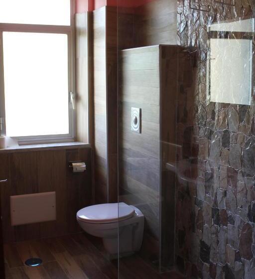 庭の見えるバルコニー月スタンダードルーム, 106