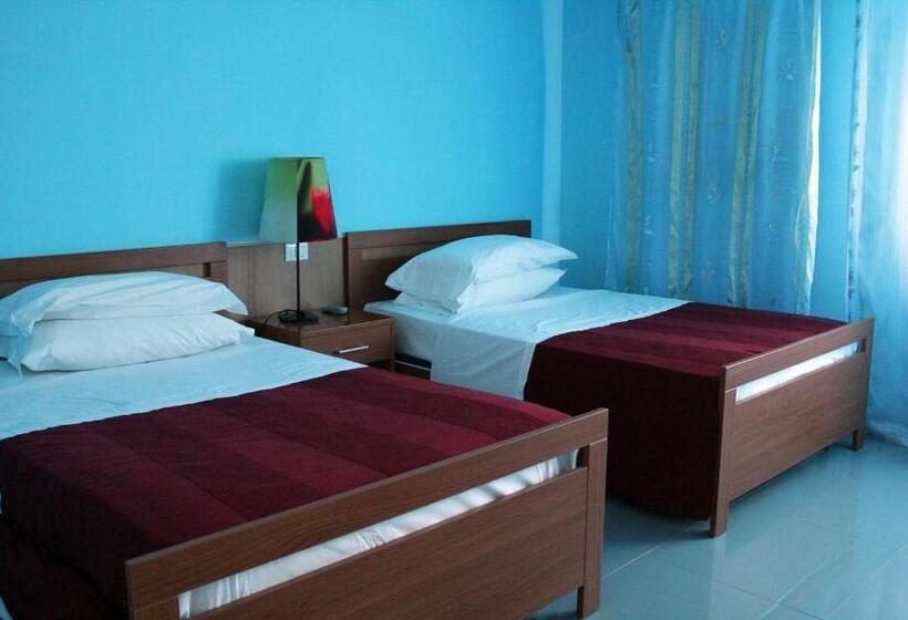 スタンダードルーム, 106