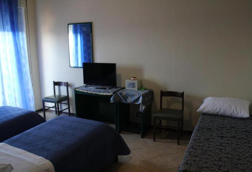 Triple Room Sea View, 106