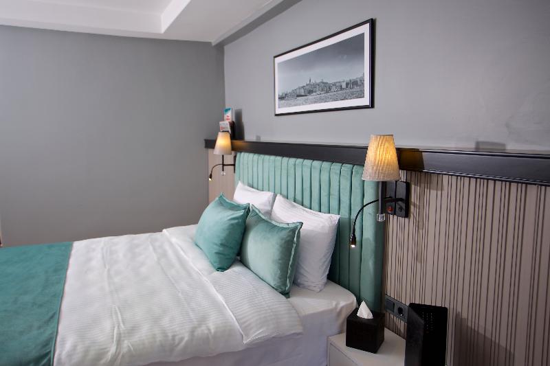 חדר סטנדרט, Maxonehotels At Tidar Surabaya