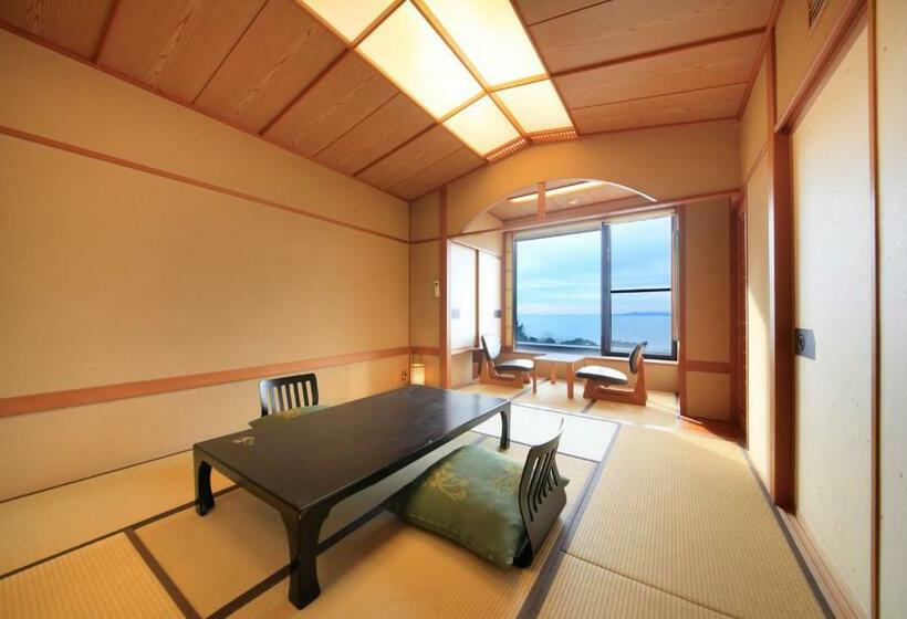 Номер Стандарт, Nishiizu Koyoi Onsen