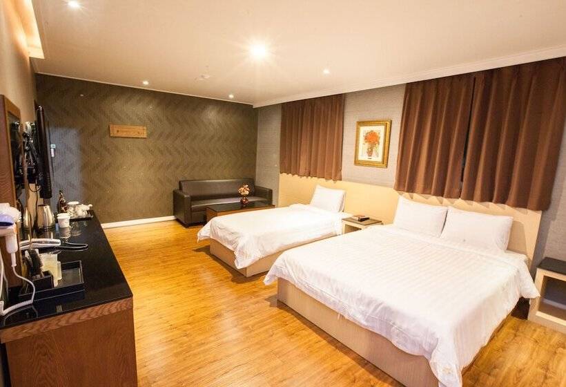 סוויטה, Pungnam Family