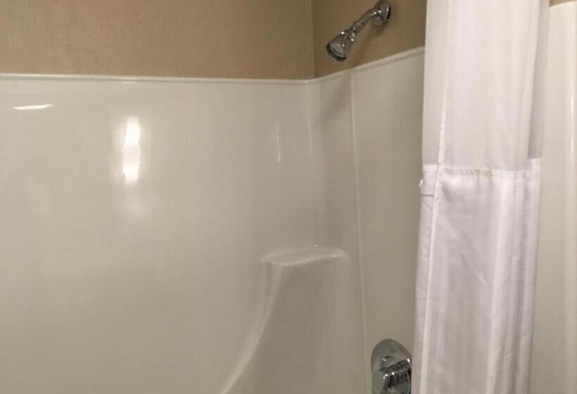 Номер Стандарт, Quality Inn Sept Iles