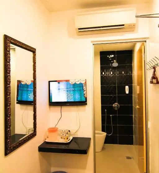 اتاق لوکس, Rasah Seremban