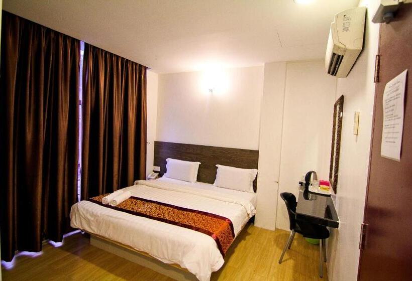 キングサイズベッドのデラックスルーム, Rasah Seremban