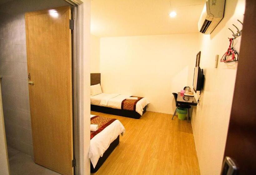 デラックスルーム, Rasah Seremban