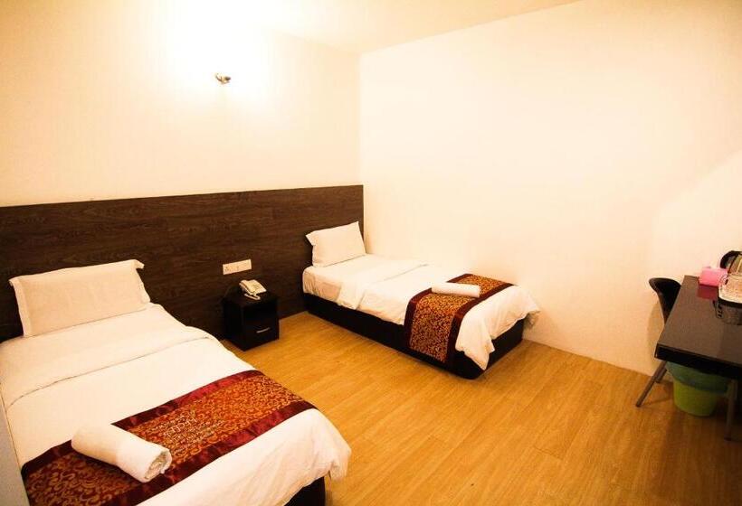Номер Deluxe, Rasah Seremban
