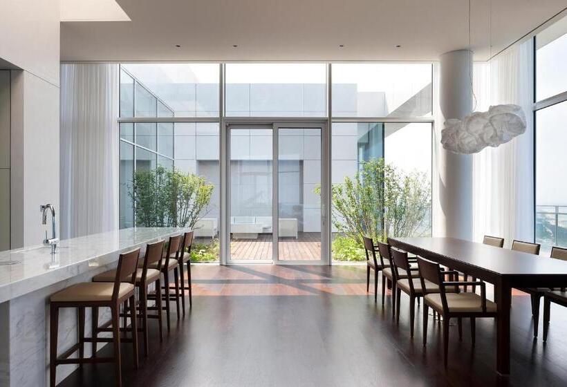 プレジデントスイートルーム, Seamarq