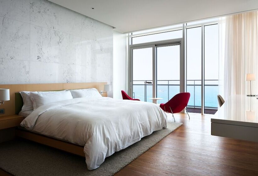 エクゼクティブスイート, Seamarq