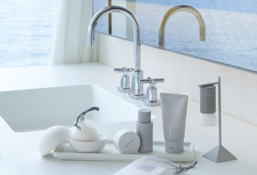 Suite with Pool, Seamarq