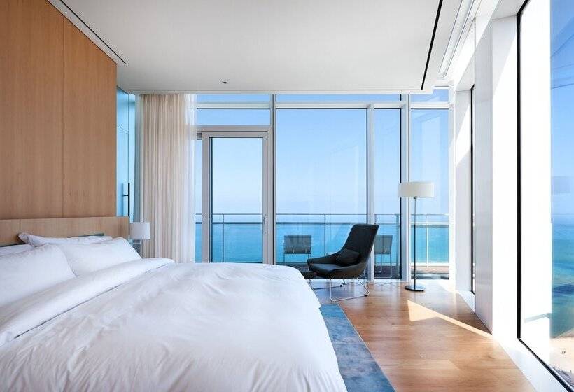 Suite with Pool, Seamarq