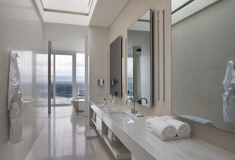 プレジデントスイートルーム, Seamarq