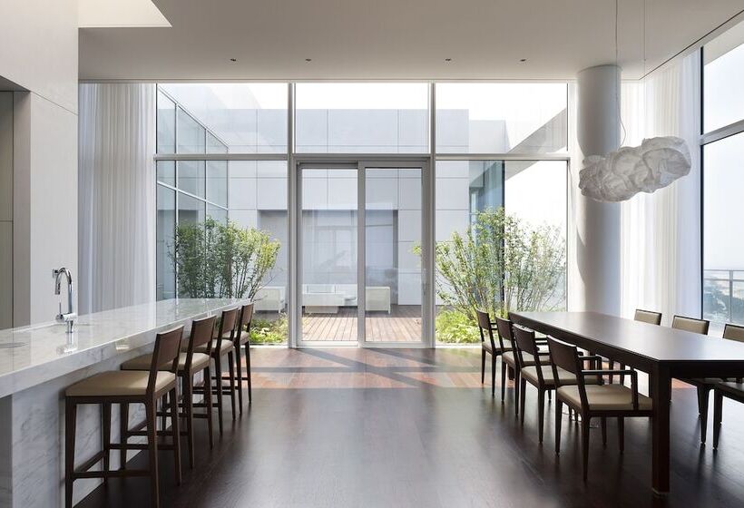 プレジデントスイートルーム, Seamarq