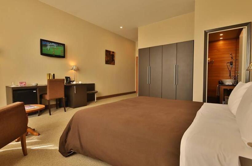 سوییت جونیور, Tana Boutique Hôtel