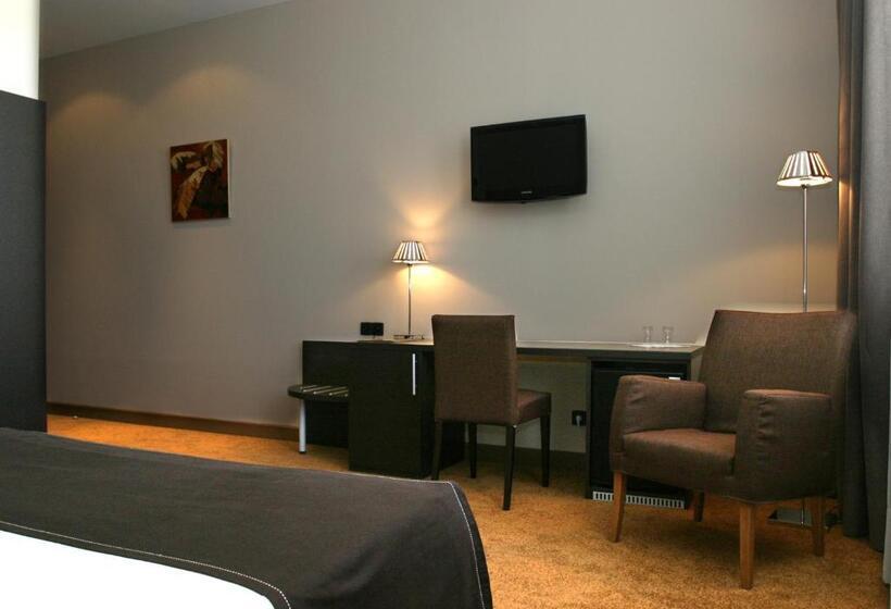 سوئیت سینیور, Tana Boutique Hôtel