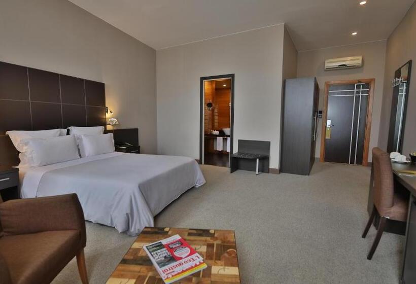 سوئیت سینیور, Tana Boutique Hôtel