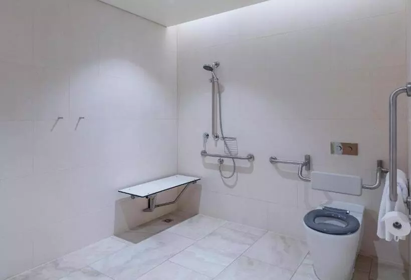 Standard-invahuone, Rydges Australia Square
