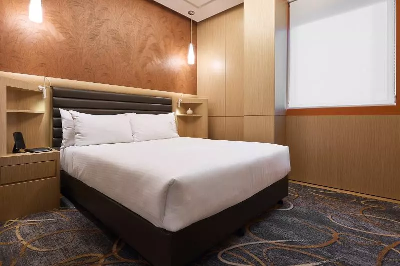 Standard-invahuone, Rydges Australia Square