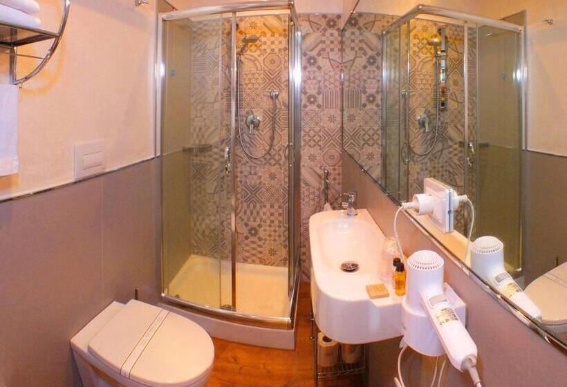 스탠다드 룸, Vatluna