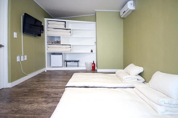 חדר סטנדרט, Crib 49 Guesthouse   Foreigner Only