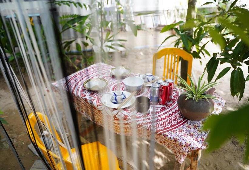 اتاق لوکس با بالکن, Longan Homestay