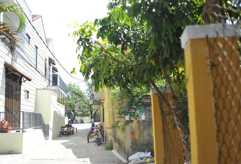 اتاق لوکس با بالکن, Longan Homestay