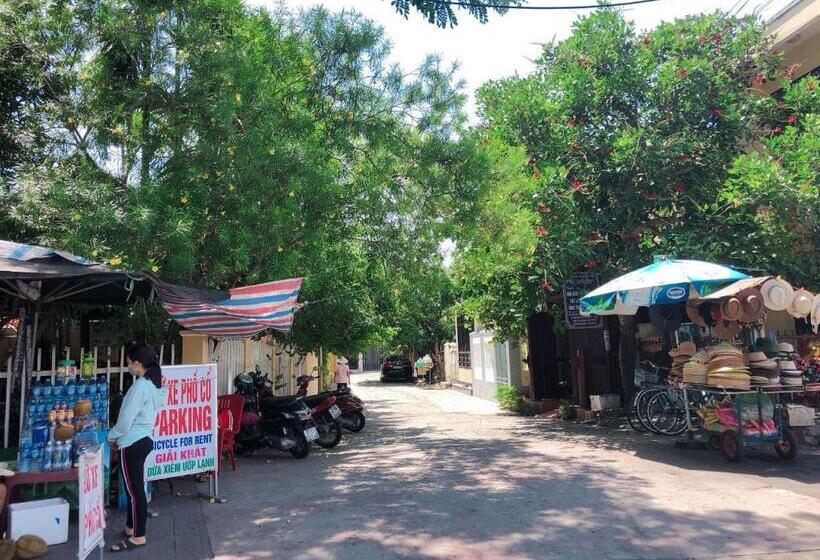 اتاق لوکس با بالکن, Longan Homestay
