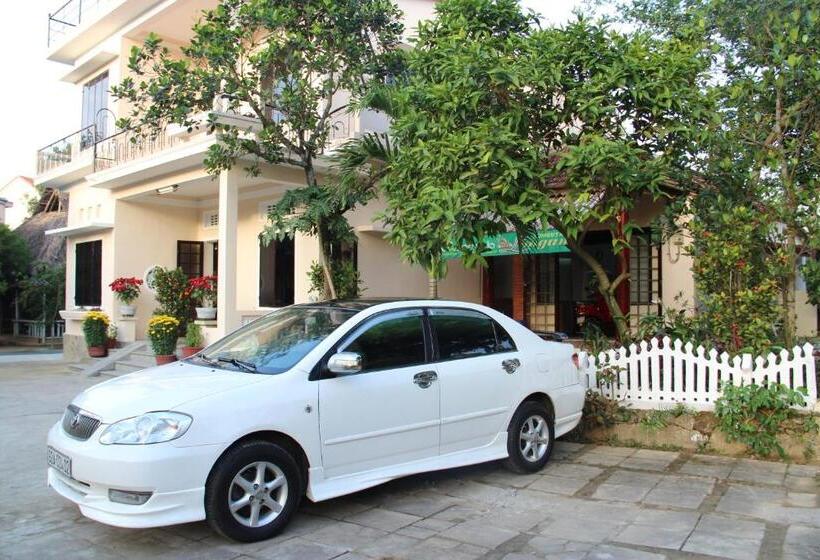 اتاق لوکس با بالکن, Longan Homestay