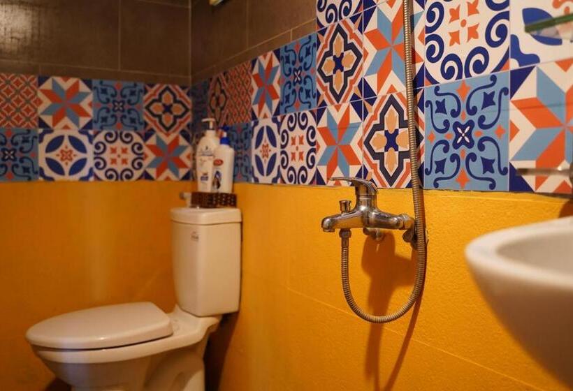 اتاق استاندارد چهار تخته, Longan Homestay